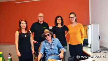 Auftritt - Ernst Molden begeisterte im VAZ Neunkirchen - NÖN.at