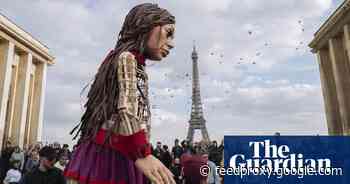 Giant Puppet Finishes Four-Month Refugee Walk From Syria To UK