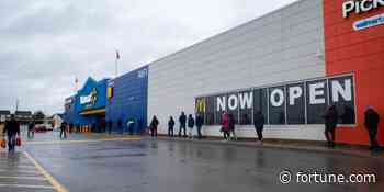 Retailers are gearing up for a red-hot holiday season despite supply-chain hysteria - Fortune