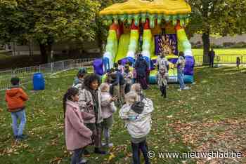 Ronsese jeugd leeft zich uit op minifestival met springkastelen - Het Nieuwsblad