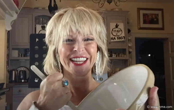 Robert Fripp and Toyah Willcox share kitchen top rendition of The Stranglers’ ‘Peaches’