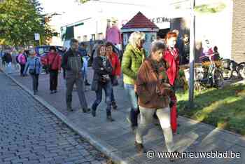 1.700 deelnemers smullen van eerste Lierse Vlaaikeswandeling