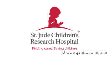 Rich Eisen receives St. Jude Ambassador of the Year award in recognition of his dedication to St. Jude Children's Research Hospital