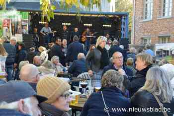 Jaarmarkt en kermis baden in herfstzon