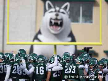 Photos: Fans flock to renewal of Huskies, Rams rivalry