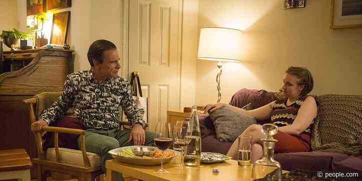 Lena Dunham Pays Tribute to Girls Onscreen Dad Peter Scolari After His Death: 'The Most Humble Icon' - PEOPLE