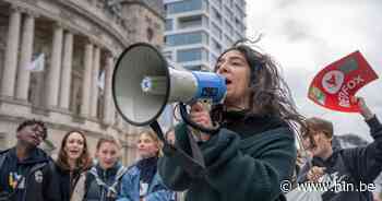 Ook in Antwerpen troepen leerlingen samen voor het klimaat “Spijbelen? Nee, dit is staken” - Het Laatste Nieuws