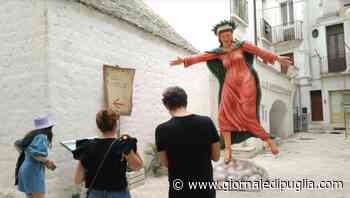 Putignano, la mostra interattiva di sculture in cartapesta prosegue il suo cammino anche ad ottobre - Giornale di Puglia