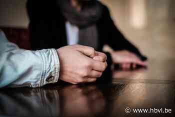 Lummenaar vergrijpt zich aan logerende vriendin van dochter - Het Belang van Limburg