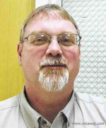 Fall colors; preparing gardens for cold; and master gardener volunteers - Wilmington News Journal, OH