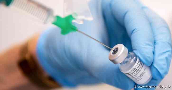 Politiker und Experten für mehr Tempo bei Booster-Impfungen