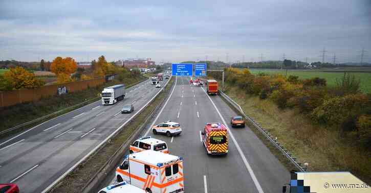A6 bei Mannheim:  Sperrung und Stau nach Unfall auf der Autobahn (Update)