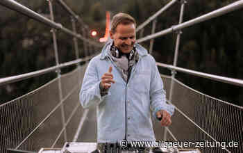 DJ Chris Montana aus Ulm dreht Video für Sunrise Sessions in Reutte in Tirol auf der highline179 - Allgäuer Zeitung