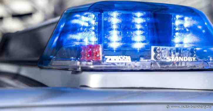 Mann greift Bundespolizisten und Bahnmitarbeiter an