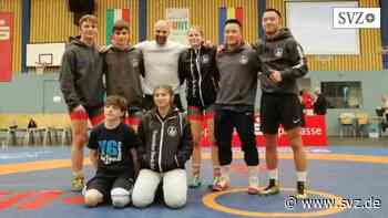 Ringen in Rostock: KG Küstenringer startet mit zwei Siegen in die Brandenburgliga | svz.de - svz – Schweriner Volkszeitung