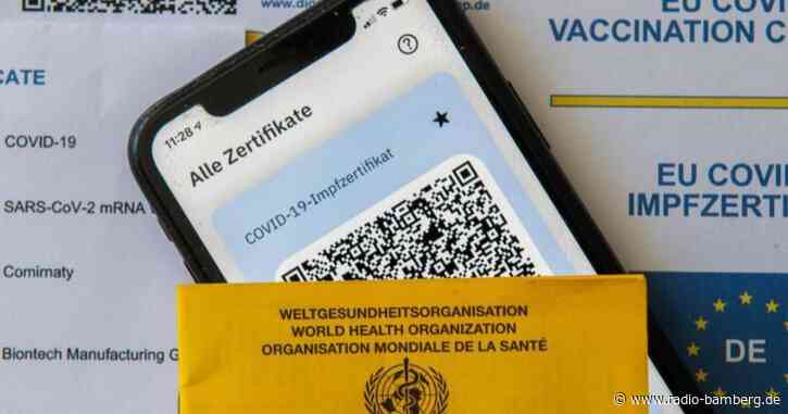 Gefälschte Impfausweise: Ermittlungen gegen Impfbetrüger
