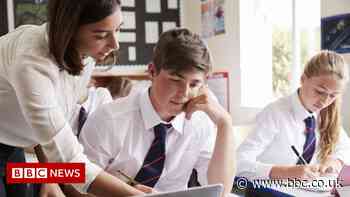 Budget 2021: Public sector workers set for pay rise, says Sunak