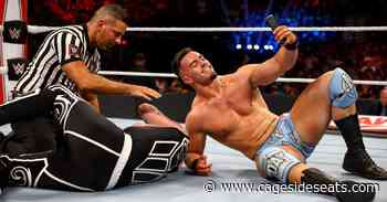 Austin Theory is out here using selfies as a threat - Cageside Seats