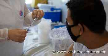 Em Cotia, 20 mil pessoas estão com a 2ª dose da vacina contra a Covid atrasada. - Jornal O Anhanguera