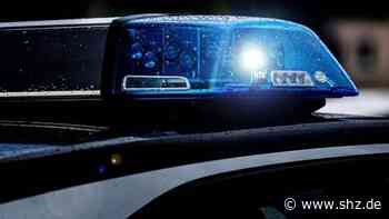 Zeugen gesucht: Dieb bricht mitten am Tag in geparktes Fahrzeug in Glinde ein | shz.de - shz.de