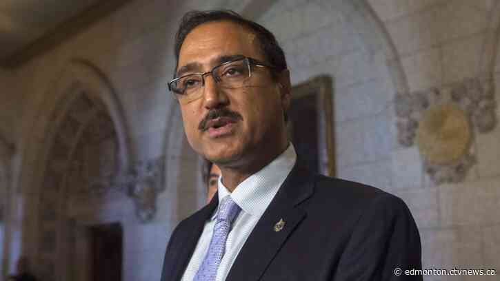 Amarjeet Sohi, new council to take seats in Edmonton City Hall