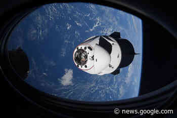 SpaceX needs to tame toilet trouble before weekend launch - Yahoo News