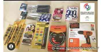 Imbituba: Ladrão procurado e conhecido da polícia é preso pela PM com sacola de produtos recentemente furtados em loja do Centro - Portal AHora