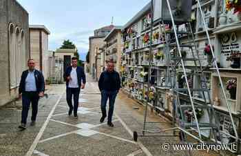 Reggio, il gruppo Fi al cimitero di Modena: "Affidamento senza bando, amministrazione ci ricasca" - CityNow