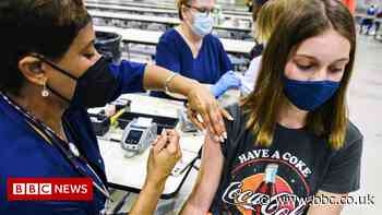 Covid: FDA officials back Pfizer jab for children over five in US