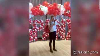 Spanx employees get $10,000 and two first-class plane tickets