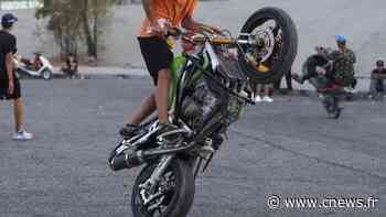 Un véhicule pris d'assaut lors d'un rodéo urbain près d'Arras - CNEWS