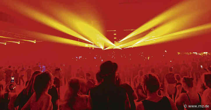 "Time Warp" Mannheim:  Die Techno-Fans müssen nicht länger warten