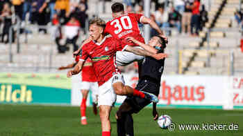 Torhüter Thiede hat den Ausgleich auf dem Kopf - Verl verliert in Freiburg - kicker