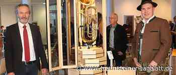 Großen Sprung auf der Karriereleiter gemacht: Junge Schreiner erhielten ihre Meisterbriefe - Traunsteiner Tagblatt