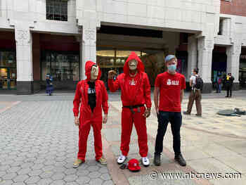 Amazon workers in Staten Island, N.Y., file for union election