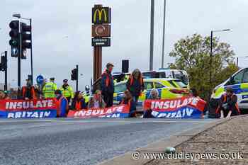 Insulate Britain protesters arrested in 16th day of road blocks - Dudley News
