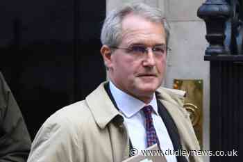 Tory MP Owen Paterson faces suspension for breaking lobbying rules - Dudley News