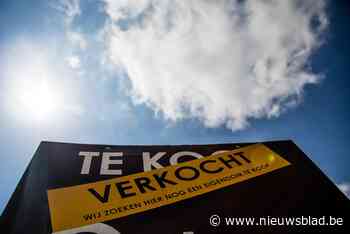 Vastgoedmakelaar die compromissen vervalste met fictieve namen veroordeeld tot één jaar cel met uitstel