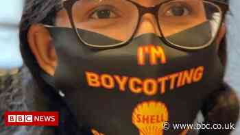 Science Museum: Climate activists in overnight protest over fossil fuel sponsors