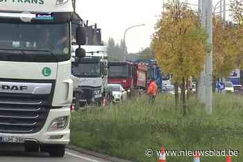 Grootschalige politiecontrole op vrachtverkeer dat door Rumst dendert
