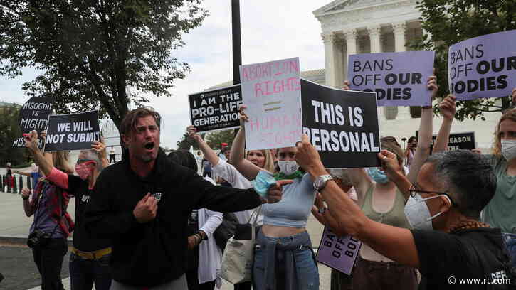 Illinois Senate votes to repeal law informing parents of child's abortion in apparent reaction to Texas crackdown