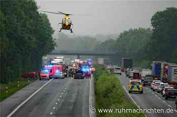 Unfall auf A1 bei Ascheberg: Pkw in Graben geschleudert, Person schwer verletzt - Ruhr Nachrichten