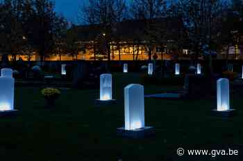 Reveil op het kerkhof met verhalen en intieme muziek - Gazet van Antwerpen
