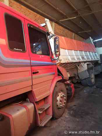 Mecânico é atropelado por caminhão durante manutenção do veículo em Soledade - Rádio Studio 87.7 FM | Studio TV | Veranópolis