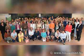 Vrijwilligers vaccinatiecentrum bedankt met dessertbuffet