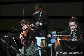 Este es el coro Manos Blancas en Colombia, de jóvenes con discapacidad auditiva - Agencia Anadolu - Anadolu Agency