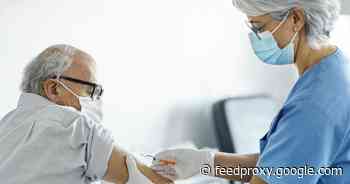 CDC issues new guidance, says immunocompromised people can get 4th shot     - CNET