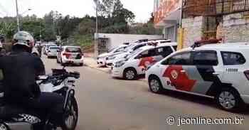 Dois ladrões são mortos pela Polícia Militar em Cotia após grupo invadir chácara em São Roque - Jornal da Economia