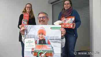 Weihnachten im Schuhkarton: DRK und Sparkasse Schenefeld sammeln Päckchen für Kinder in Osteuropa | shz.de - shz.de