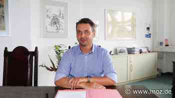 Bürgermeister-Wahl 2022 in Rathenow: Jörg Zietemann äußert sich weiterhin nicht zu möglicher Kandidatur - moz.de